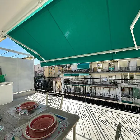 Wh - Un Posto Al Sole - Attico Monolocale Con Parcheggio Gratuito - Con Grande Terrazza-a 5 Minuti Dal Centro - Wifi سانريمو